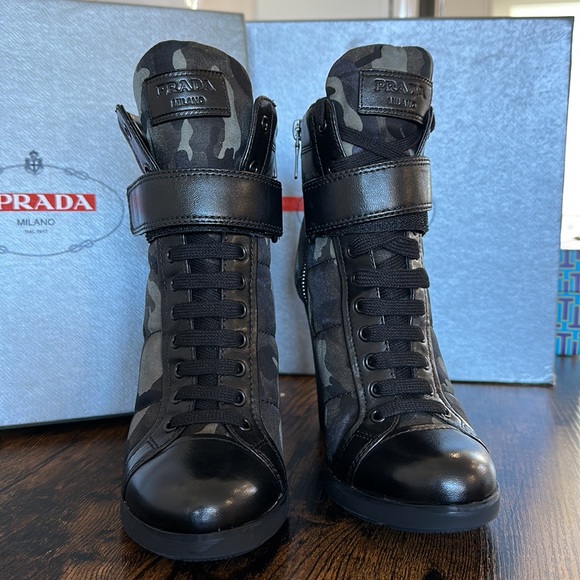 BRAND NEW PRADA BOOTS! NEVER WORN! - Picture 2 of 5